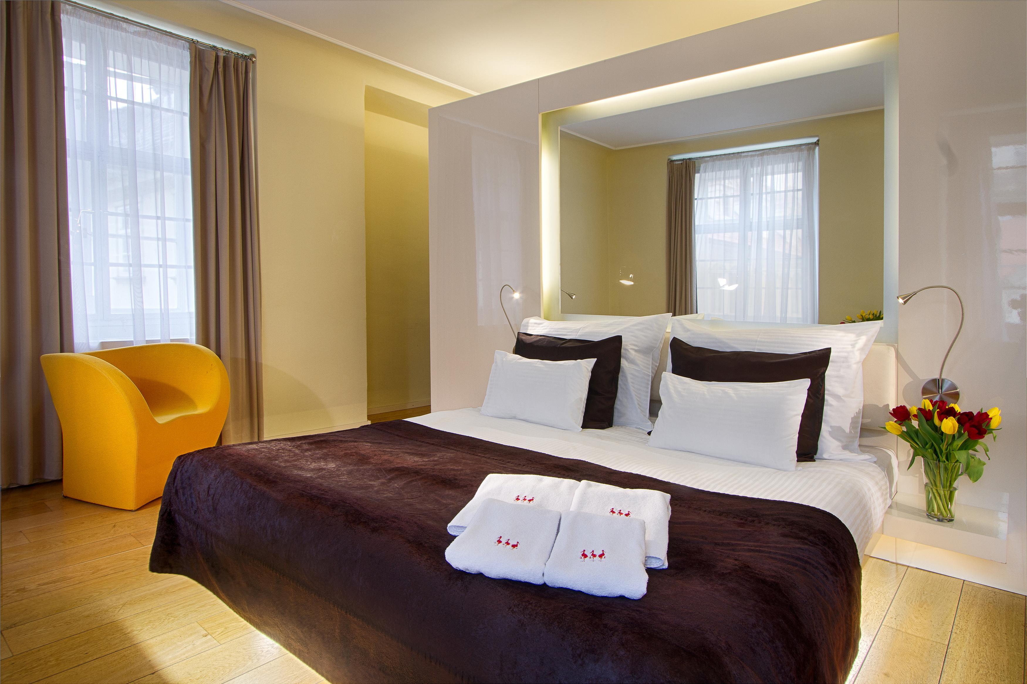 فندق ثري ستوركس براغ المظهر الخارجي الصورة A room at the hotel