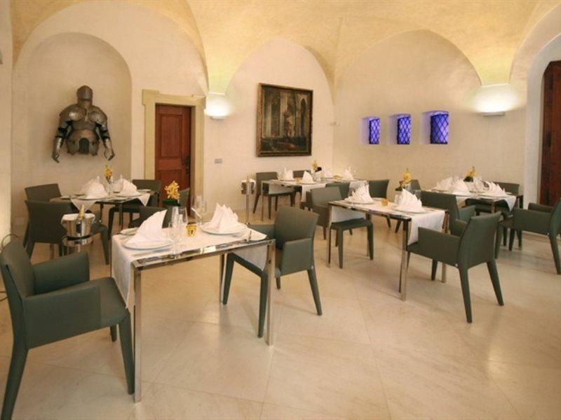 فندق ثري ستوركس براغ المظهر الخارجي الصورة Restaurant